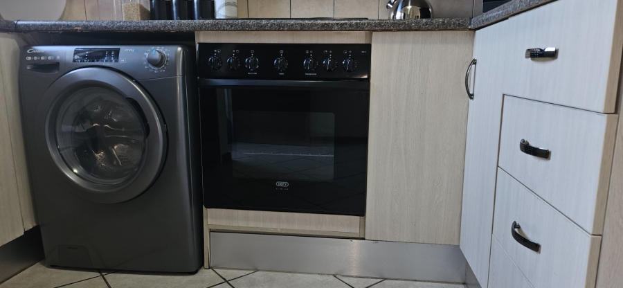 2 Bedroom Property for Sale in Hillside Free State